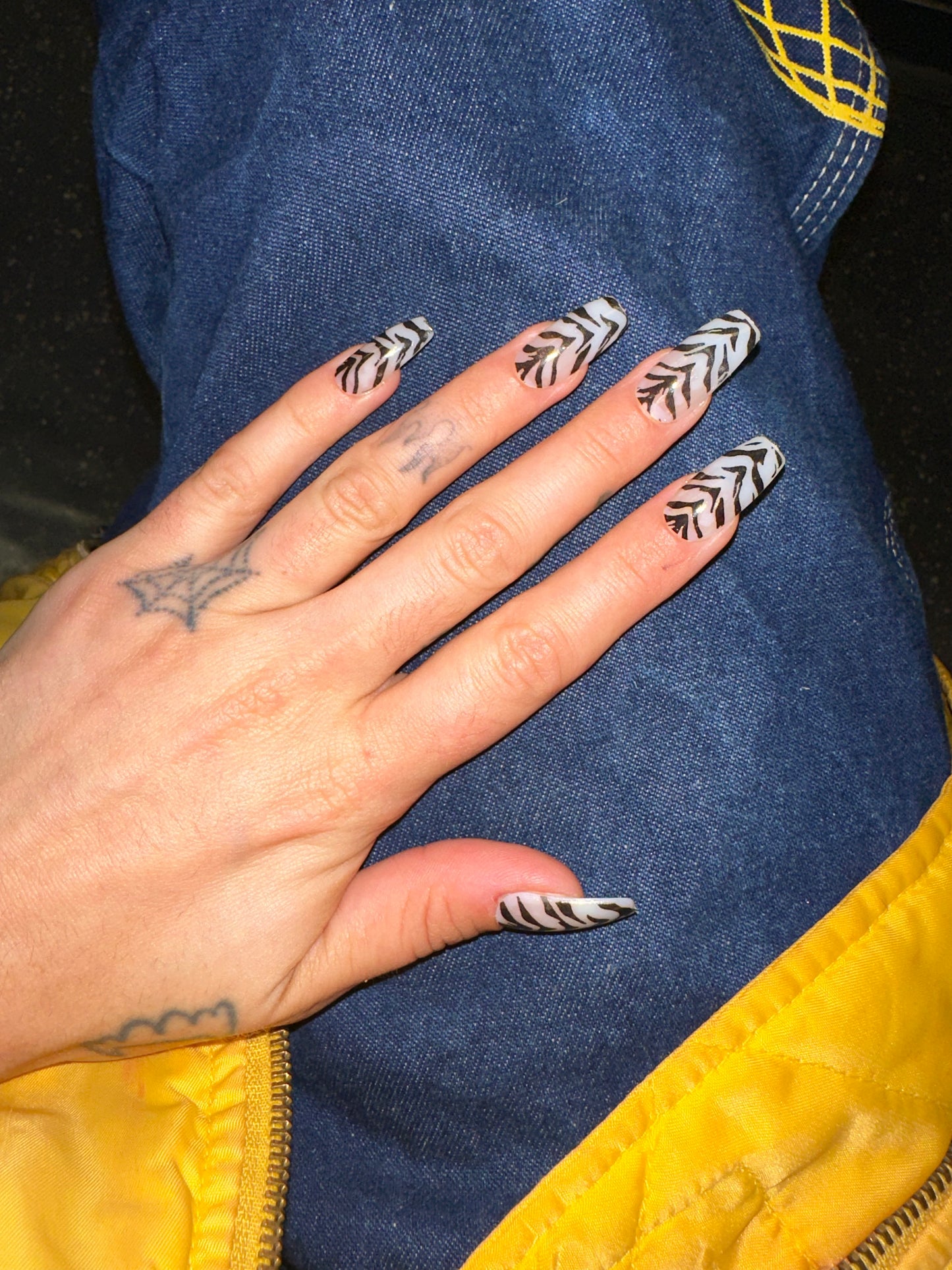 Claws by Tiger Taylor Clear Plain Tiger Decal Biodegradable Nails