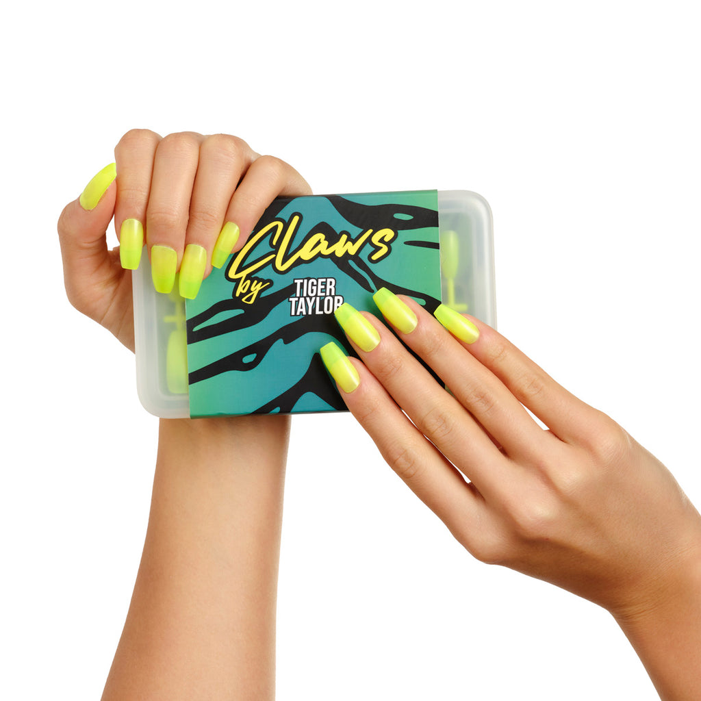 Claws by Tiger Taylor Vegas neon yellow jelly claws kit