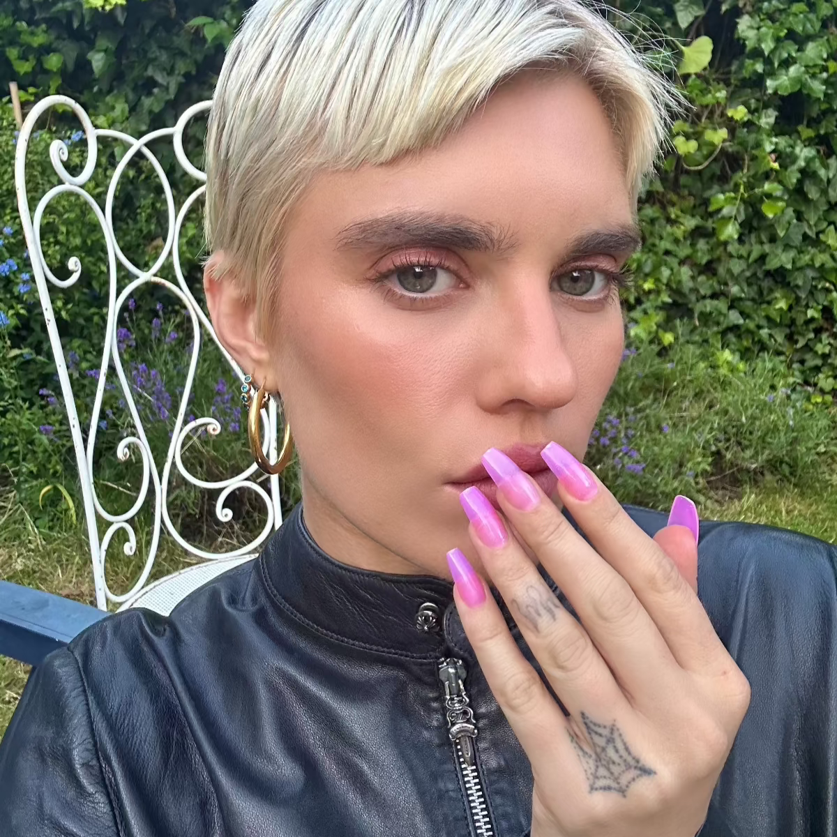 Claws BY Tiger Taylor jelly nails on  trend super glossy, sheer look press on nails 