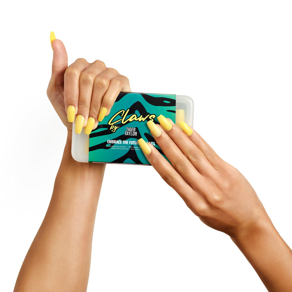 SÃO PAULO YELLOW  BIODEGRADEABLE PRESS ON NAILS CLAWS KIT